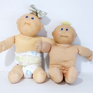 Lot of 2 Vintage 70's/80's‎ Cabbage Patch Dolls Boy & Girl Blue Eyes Blonde M758